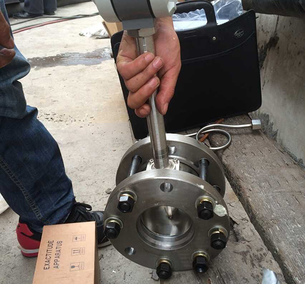 新鄉(xiāng)**電廠渦街流量計(jì)調(diào)試現(xiàn)場(chǎng)